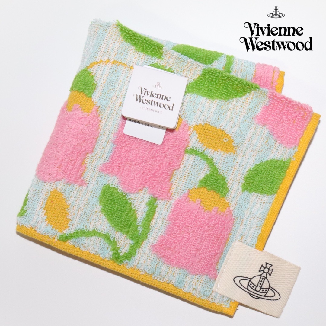 Vivienne Westwood(ヴィヴィアンウエストウッド)の⭐新品タグ付き ヴィヴィアンウエストウッド タオルハンカチ【お花柄】ピンク⭐ レディースのファッション小物(ハンカチ)の商品写真