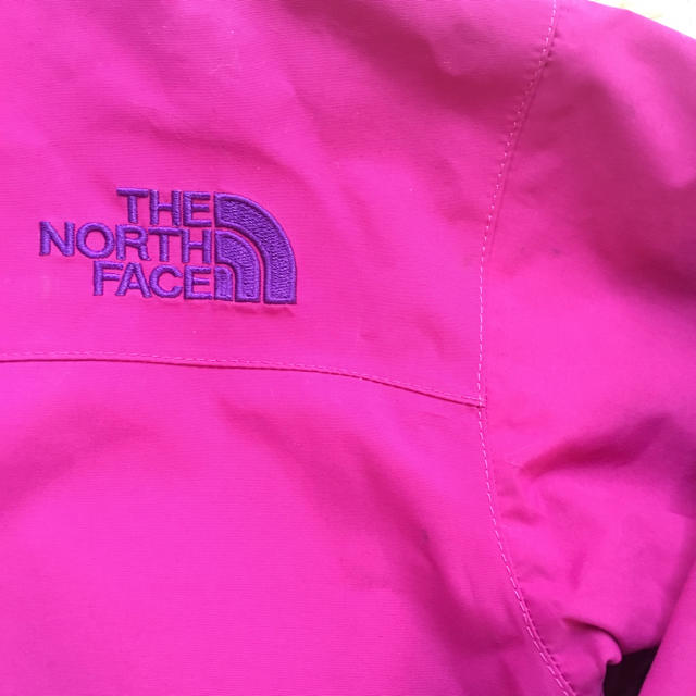 THE NORTH FACE(ザノースフェイス)のノースフェイススクープジャケット110 キッズ/ベビー/マタニティのキッズ服女の子用(90cm~)(ジャケット/上着)の商品写真