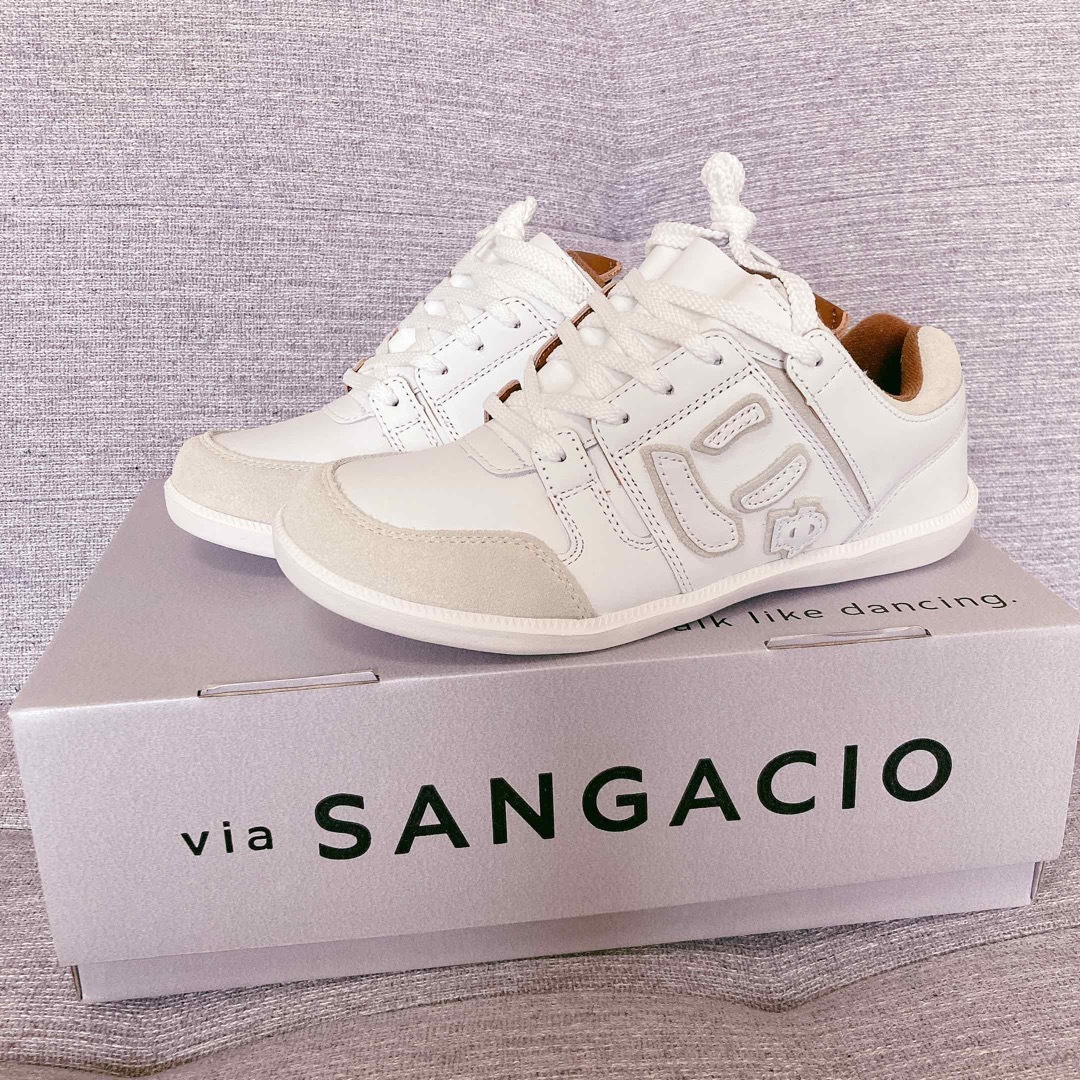 にゅ sangacio スニーカー 23.5cm - スニーカー