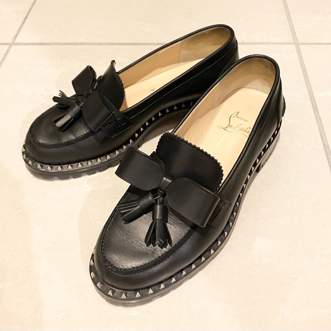 Christian Louboutin - ルブタン アースルルグスタッズレザー