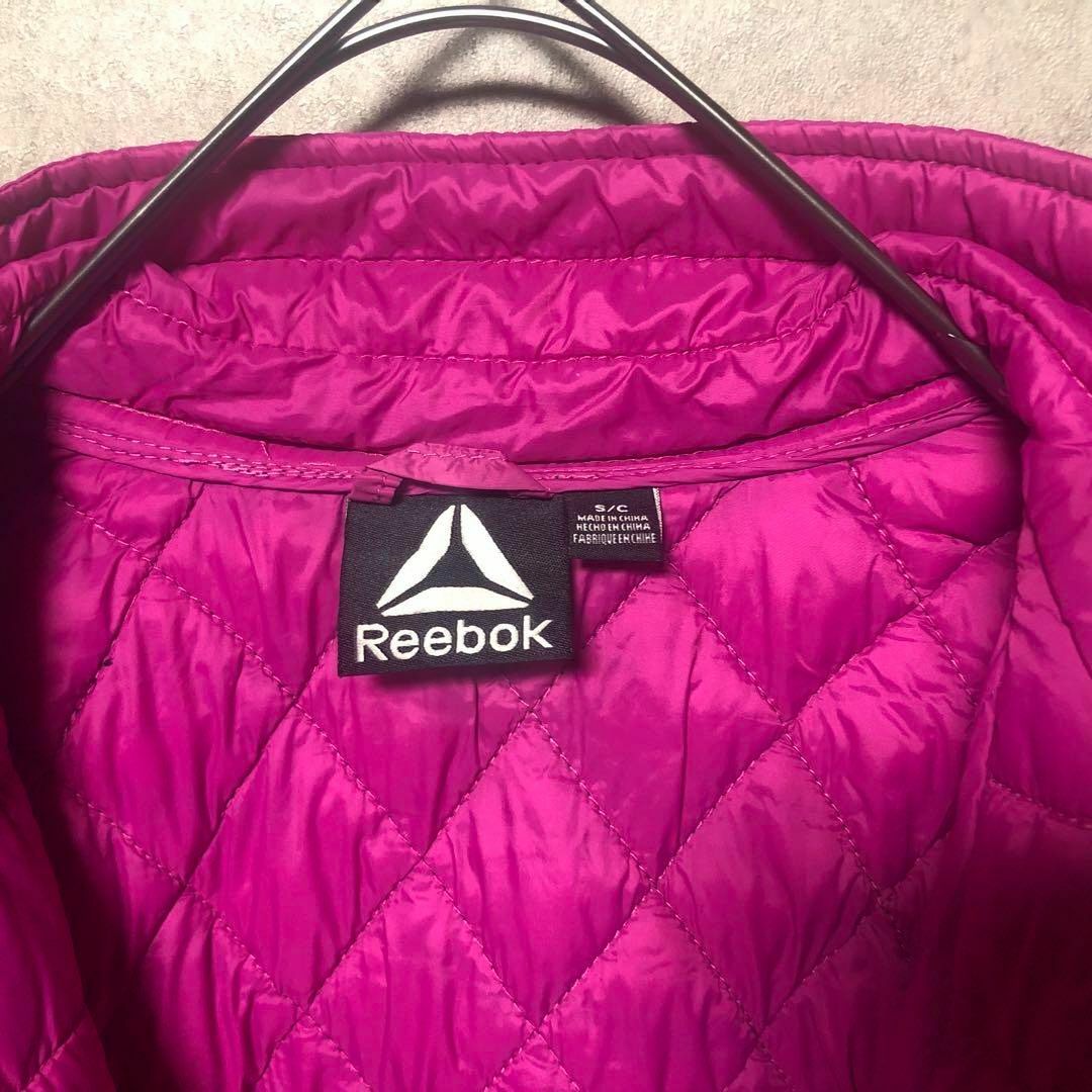 Reebok(リーボック)の【US古着 リーボック/Reebok】フーディ キルティングジャケット ピンク レディースのジャケット/アウター(ナイロンジャケット)の商品写真