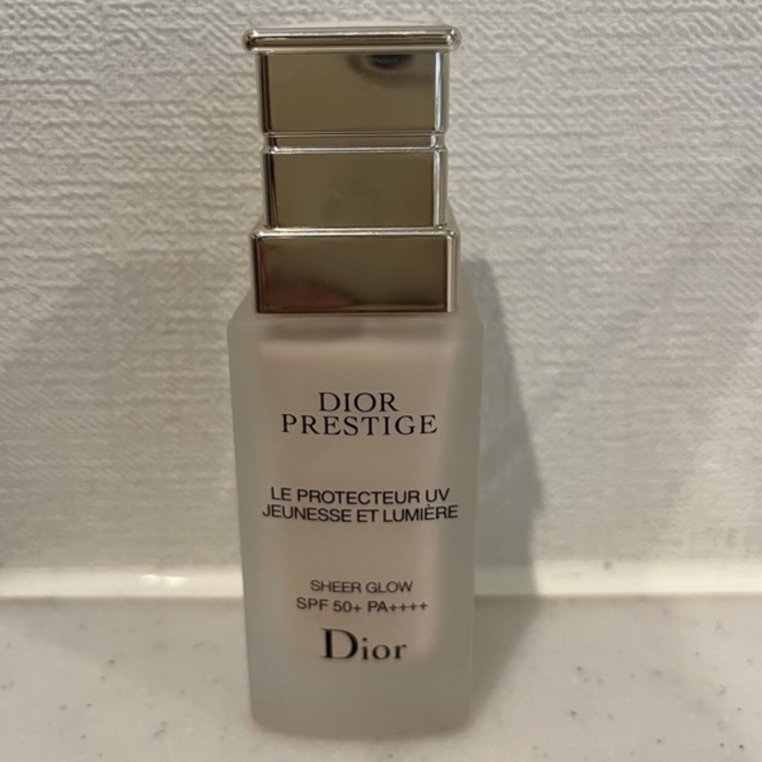 お手頃価格 ディオール プレステージ ホワイト ル プロテクターUV DIOR