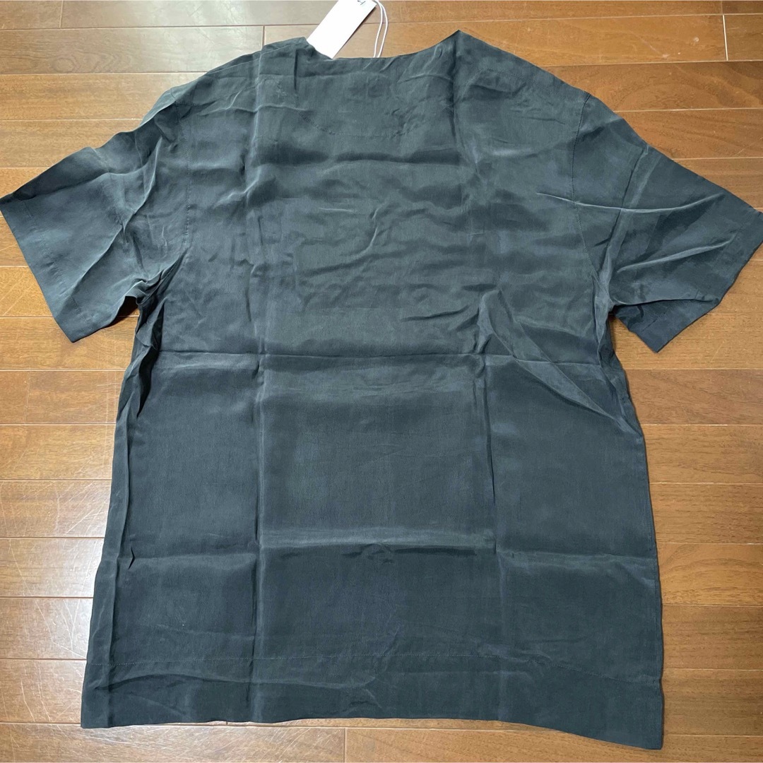 Y-3(ワイスリー)のY-3  ワイスリー　ビッグロゴ　薄手キュプラ　ジップ　半袖Tシャツ メンズのトップス(Tシャツ/カットソー(半袖/袖なし))の商品写真