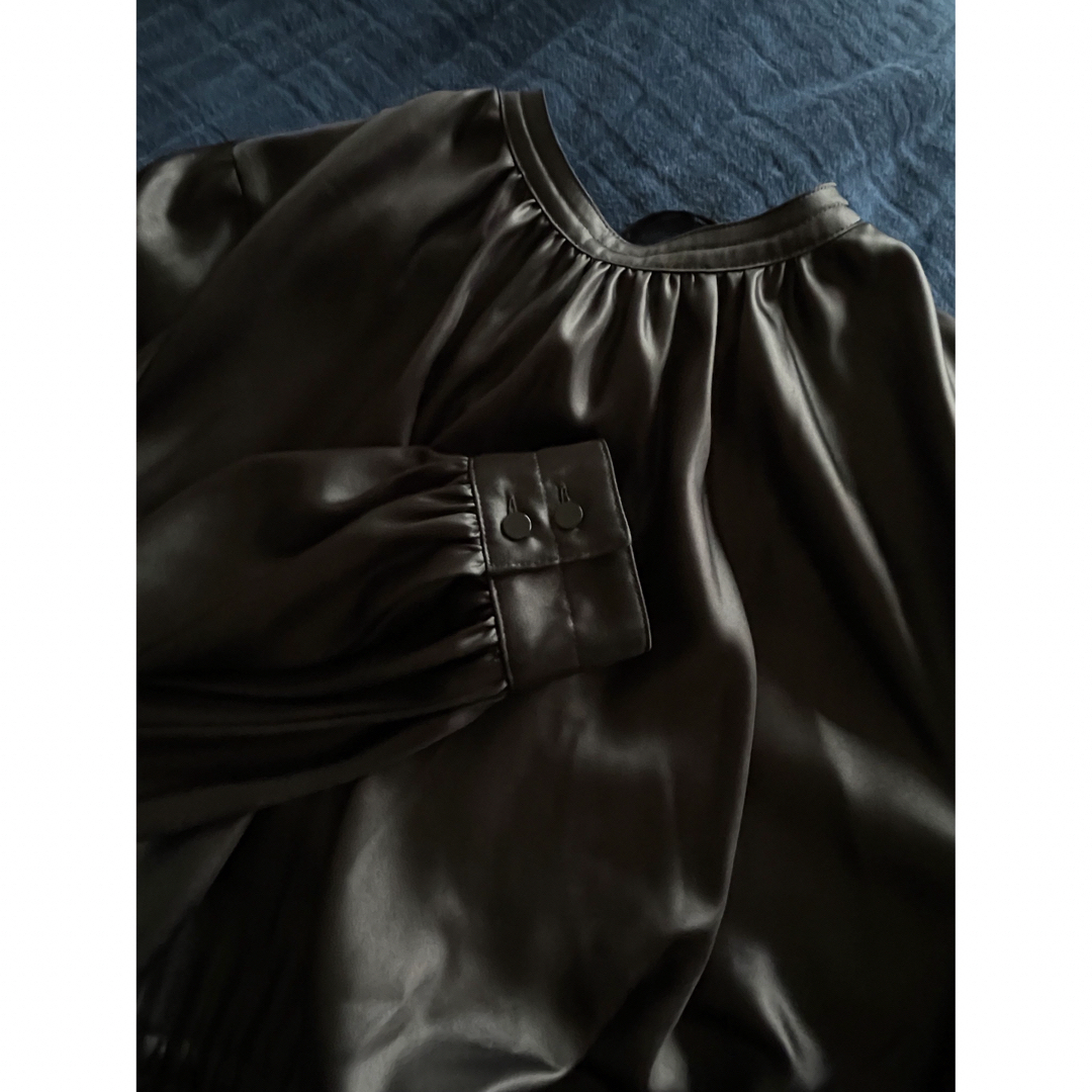 UNITED ARROWS(ユナイテッドアローズ)のH BEAUTY&YOUTH SATIN GATHER DRESS ワンピース レディースのワンピース(ロングワンピース/マキシワンピース)の商品写真