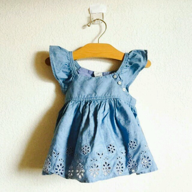 babyGAP(ベビーギャップ)のmikaさま専用 キッズ/ベビー/マタニティのベビー服(~85cm)(ワンピース)の商品写真