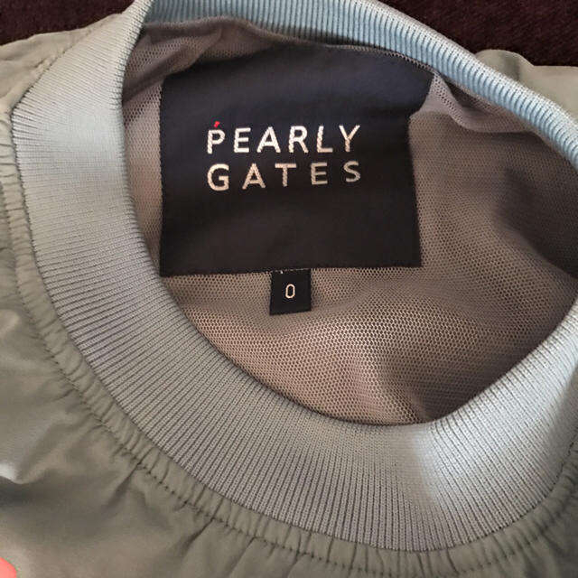 PEARLY GATES(パーリーゲイツ)のパーリーゲーツ防寒パーカー スポーツ/アウトドアのゴルフ(ウエア)の商品写真