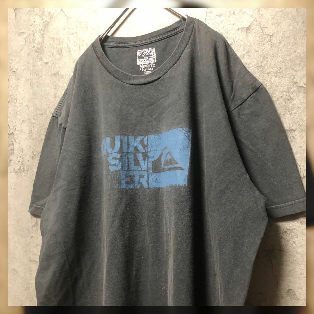 QUIKSILVER(クイックシルバー)の【QUIK SILVER】XLsize ロゴプリントTシャツ ブラック US古着 メンズのトップス(Tシャツ/カットソー(半袖/袖なし))の商品写真