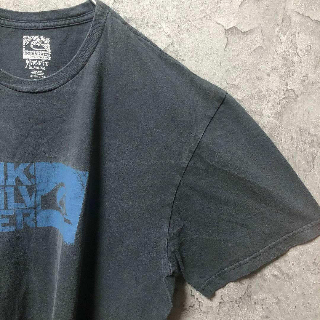 QUIKSILVER(クイックシルバー)の【QUIK SILVER】XLsize ロゴプリントTシャツ ブラック US古着 メンズのトップス(Tシャツ/カットソー(半袖/袖なし))の商品写真