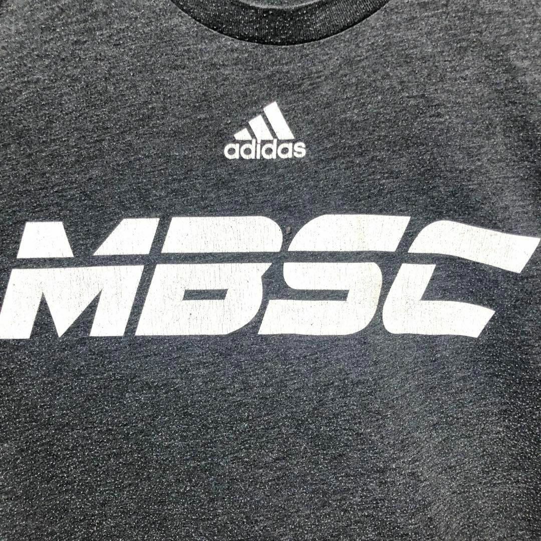 adidas(アディダス)の【adidas】XL プリントTシャツ ロゴ MBSC グレー US古着 メンズのトップス(Tシャツ/カットソー(半袖/袖なし))の商品写真