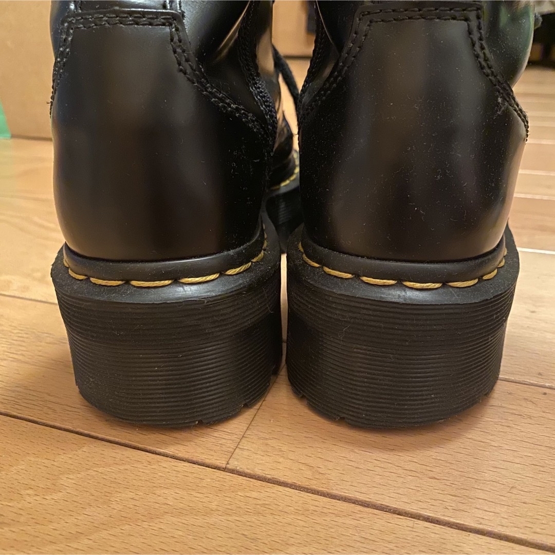 Dr.Martens(ドクターマーチン)のDr.Martens JADON 8ホールブーツ　ドクターマーチン厚底ジェイドン レディースの靴/シューズ(ブーツ)の商品写真