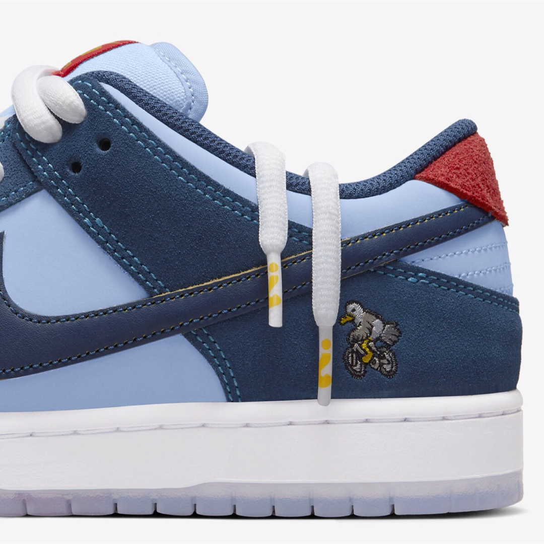 NIKE - NIKE SB DUNK LOW WHY SO SAD？ワイ ソー サッド 水色の通販 by ...