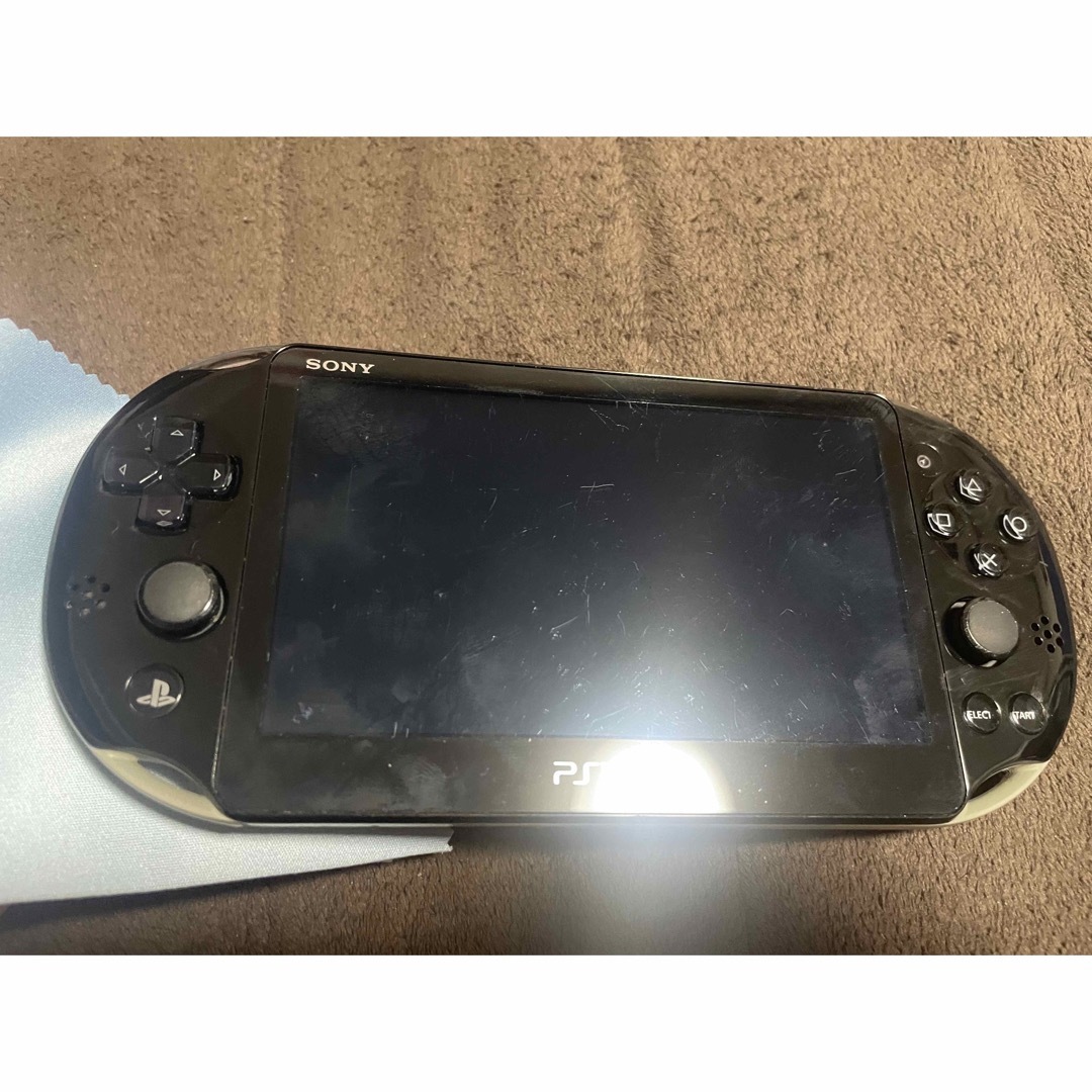 PlayStation Vita(プレイステーションヴィータ)のvita  ゴッドイーター2   エンタメ/ホビーのゲームソフト/ゲーム機本体(携帯用ゲーム機本体)の商品写真