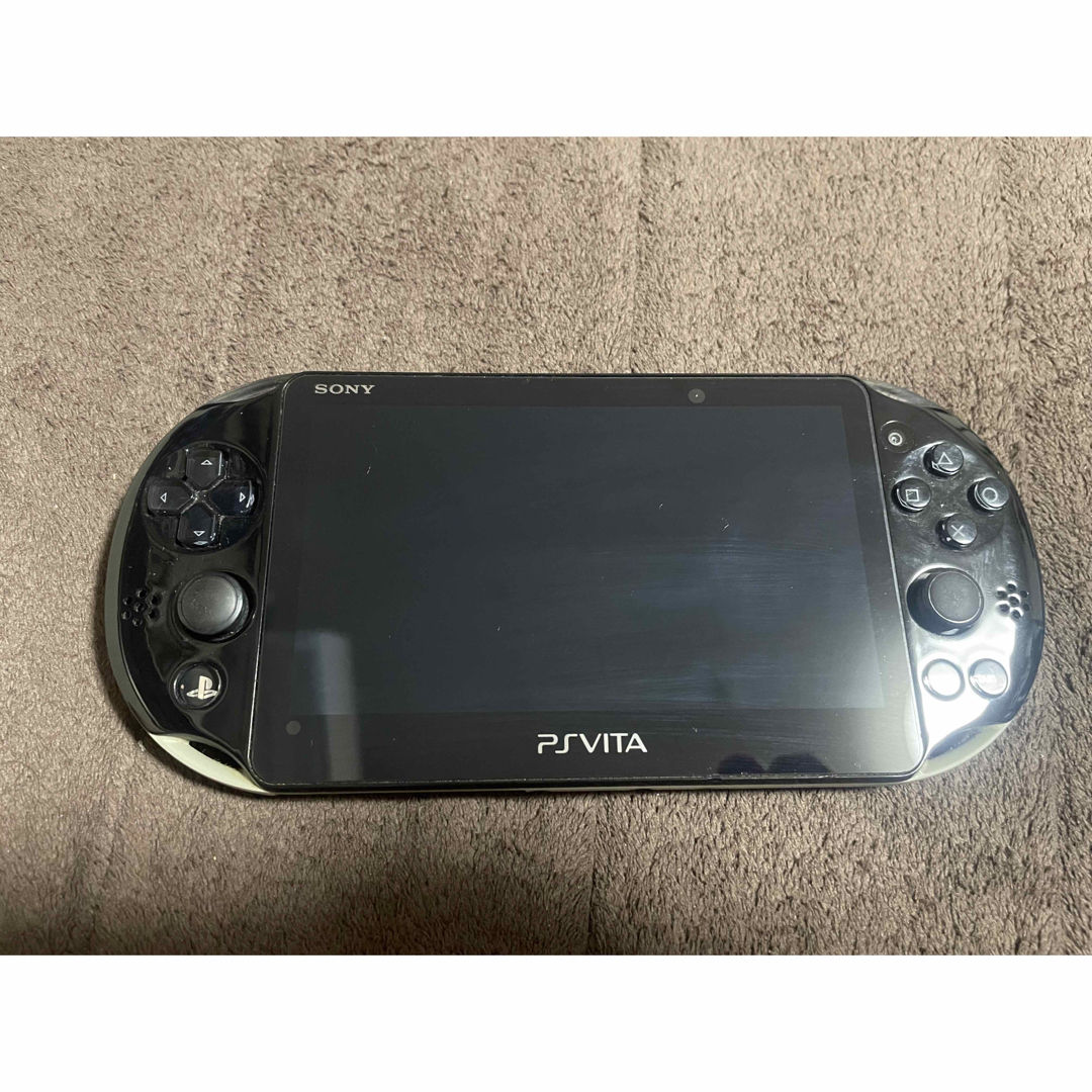 PlayStation Vita(プレイステーションヴィータ)のvita  カーキブラック　1番 エンタメ/ホビーのゲームソフト/ゲーム機本体(携帯用ゲーム機本体)の商品写真