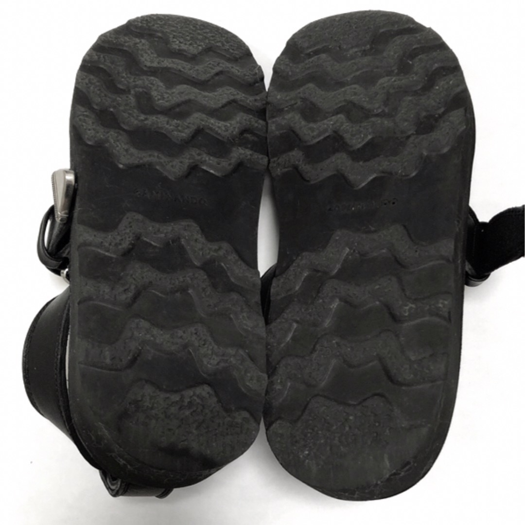 CAMINANDO(カミナンド)のアーバンリサーチ別注　CAMINANDOカミナンドBACK SANDALブラック レディースの靴/シューズ(サンダル)の商品写真