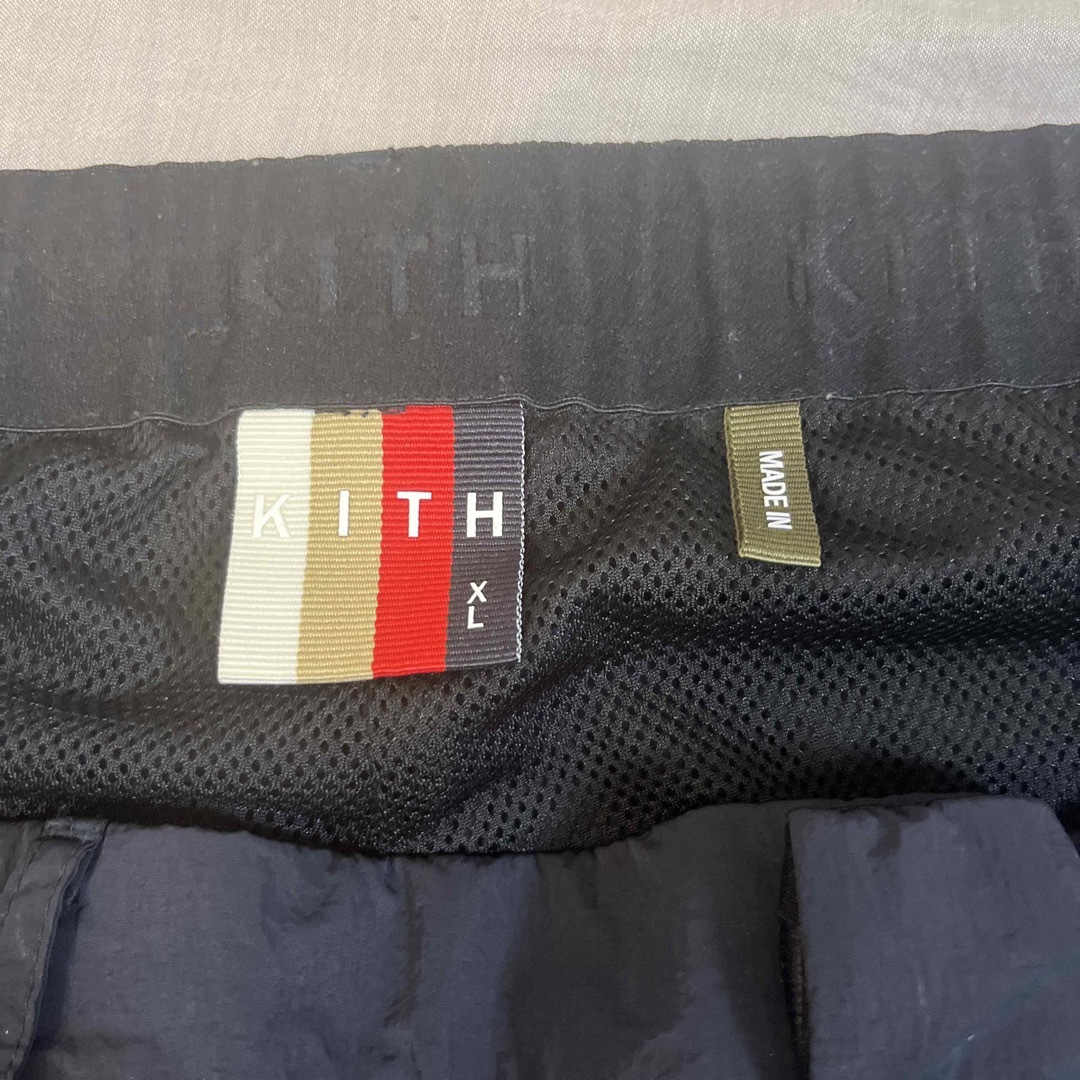 KITH(キス)のKith nylon sjorts ナイロンショーツ　XL メンズのパンツ(ショートパンツ)の商品写真