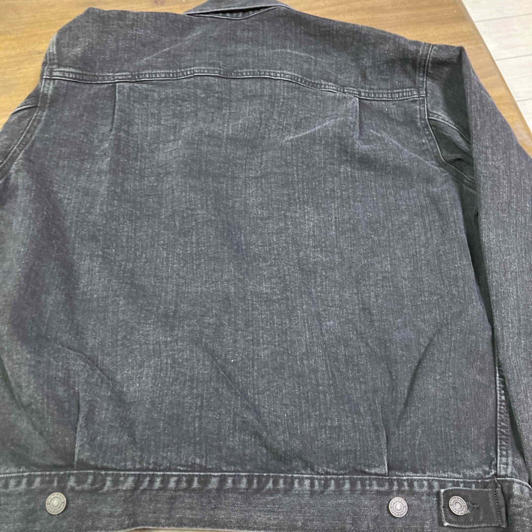 UNIQLO(ユニクロ)のジージャン　黒　UNIQLO メンズのジャケット/アウター(Gジャン/デニムジャケット)の商品写真