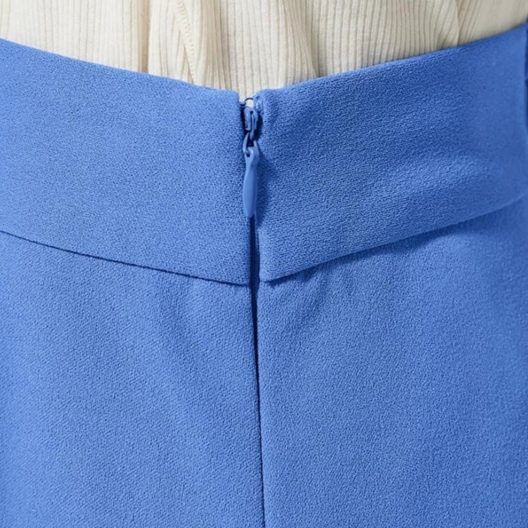 GU(ジーユー)のＧＵ カットソーマーメイドロングスカート　XXL ブルー　大きいサイズ レディースのスカート(ロングスカート)の商品写真