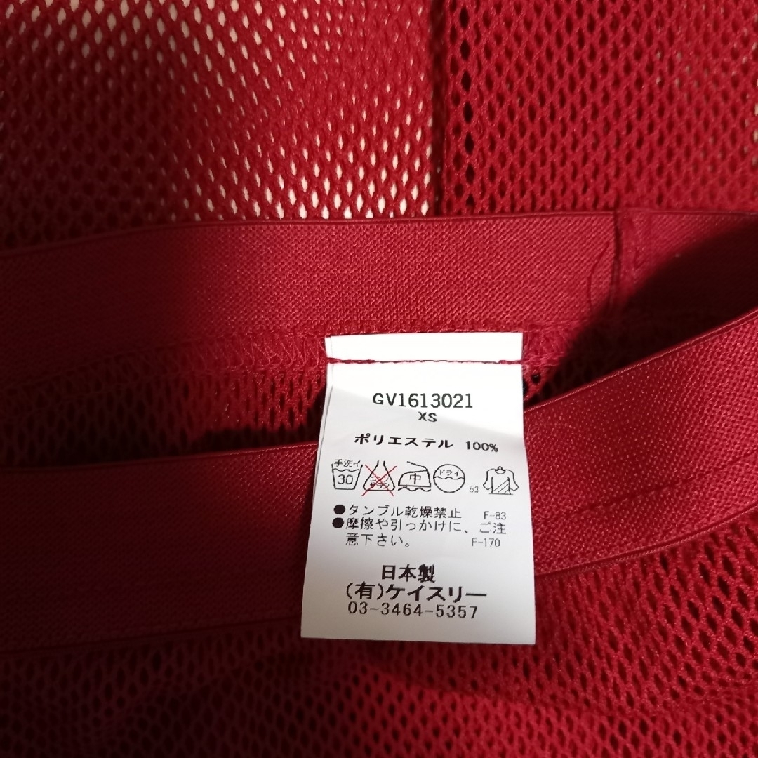 G.V.G.V.(ジーヴィジーヴィ)の【新品未使用】ジーヴィジーヴィ 赤メッシュ トップス スカート セットアップ レディースのトップス(Tシャツ(長袖/七分))の商品写真