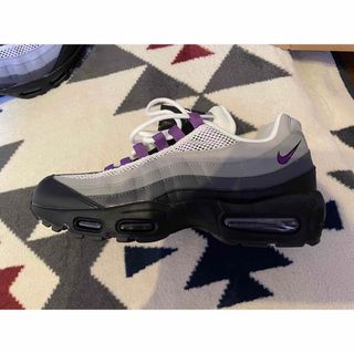 ナイキ(NIKE)のnike air max 95 black disco purple(スニーカー)