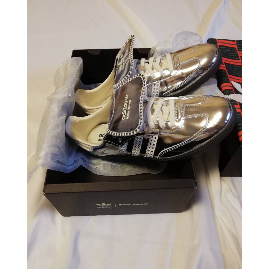 Originals（adidas）(オリジナルス)の新品　箱付きWales bonner × adidas samba silver メンズの靴/シューズ(スニーカー)の商品写真