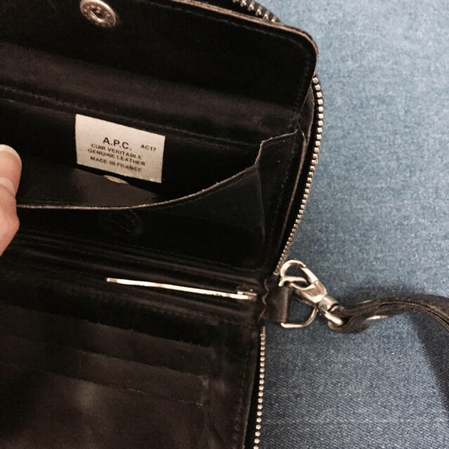 A.P.C(アーペーセー)のアーペーセー 財布 2wayショルダー メンズのファッション小物(折り財布)の商品写真