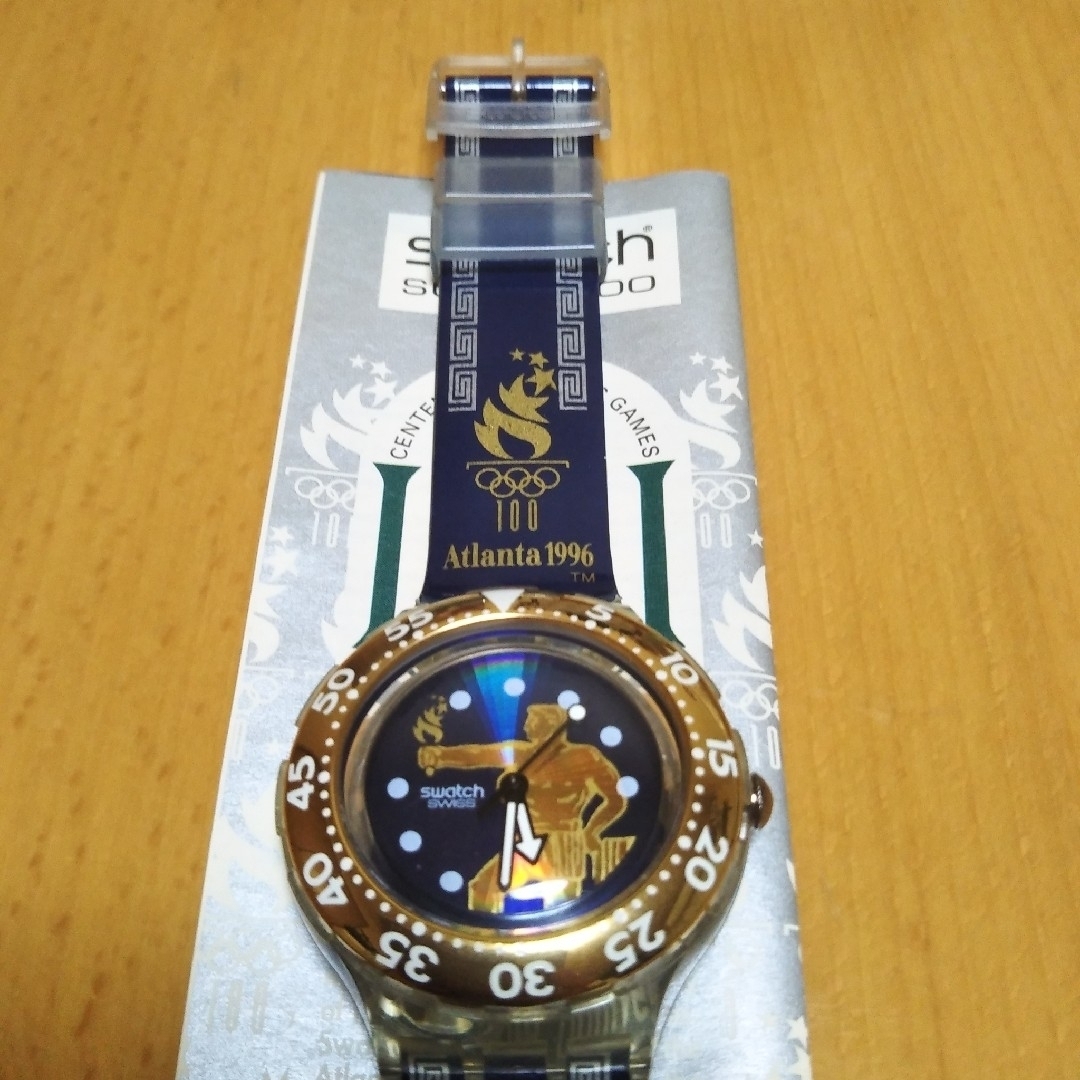 swatch(スウォッチ)のSWATCH スウォッチ1996年オリンピック記念ケース説明書付腕時計　稼動品 メンズの時計(腕時計(アナログ))の商品写真