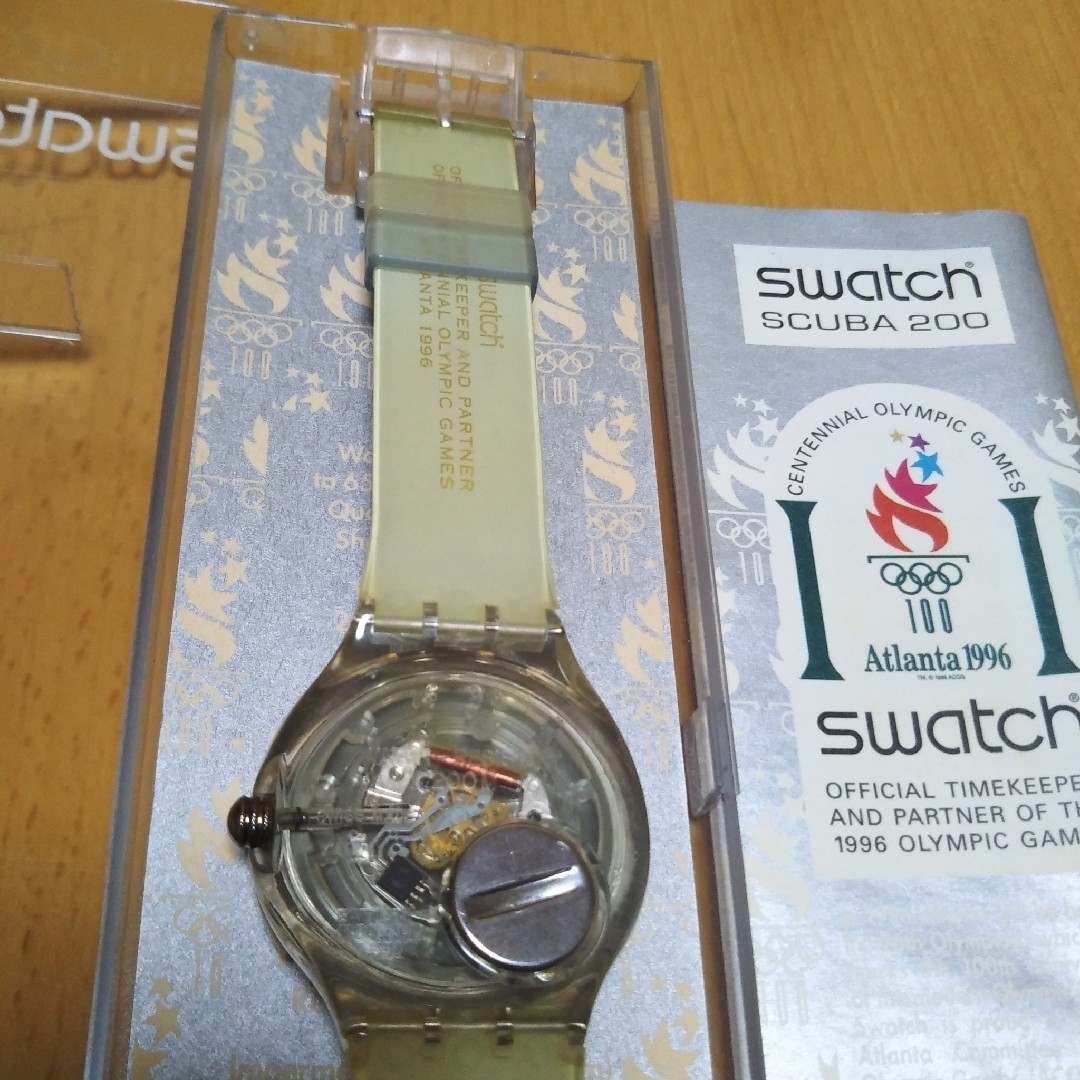 swatch(スウォッチ)のSWATCH スウォッチ1996年オリンピック記念ケース説明書付腕時計　稼動品 メンズの時計(腕時計(アナログ))の商品写真