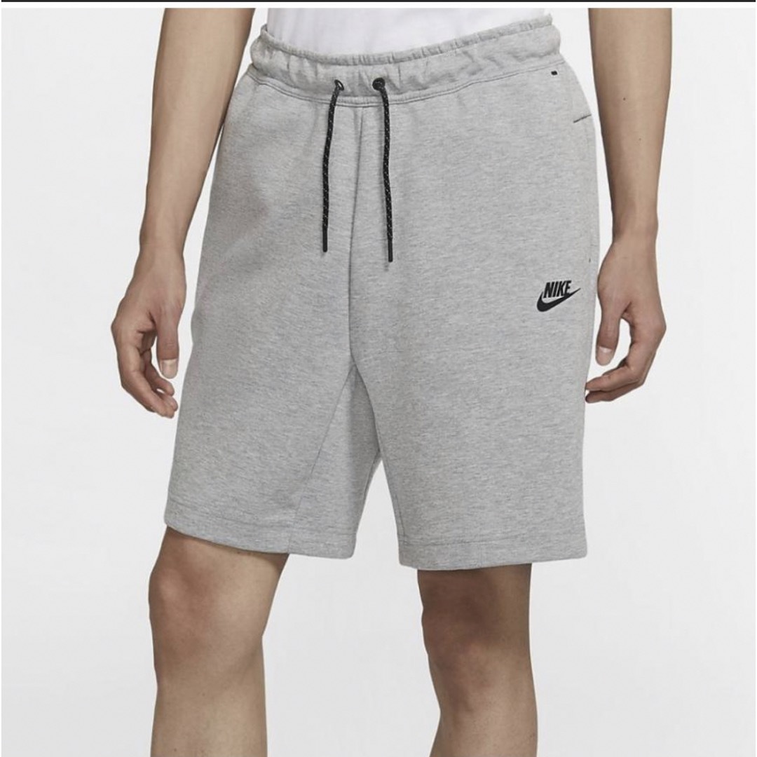 NIKE(ナイキ)のNIKE TECH FLEECE SHORT Mサイズ 新品未使用 メンズのパンツ(ショートパンツ)の商品写真