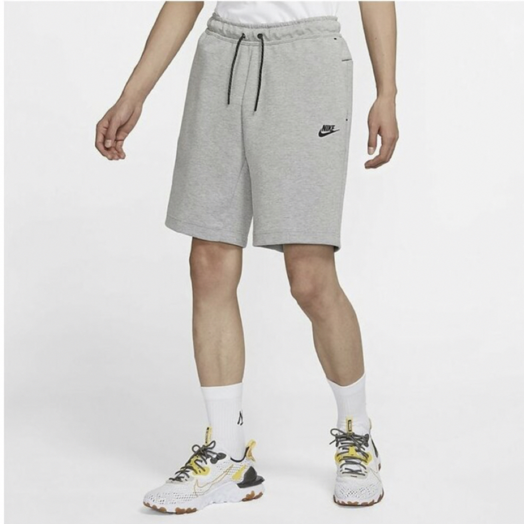 NIKE(ナイキ)のNIKE TECH FLEECE SHORT Mサイズ 新品未使用 メンズのパンツ(ショートパンツ)の商品写真