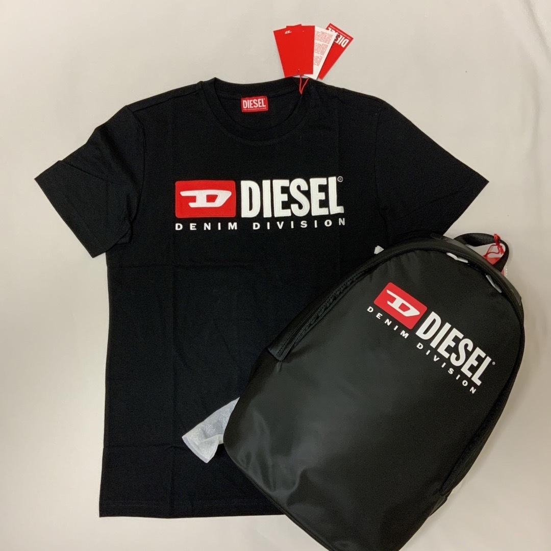 DIESEL(ディーゼル)の洗練されたデザイン　DIESEL　T-Diegor-Div　ブラックL　新モデル メンズのトップス(Tシャツ/カットソー(半袖/袖なし))の商品写真