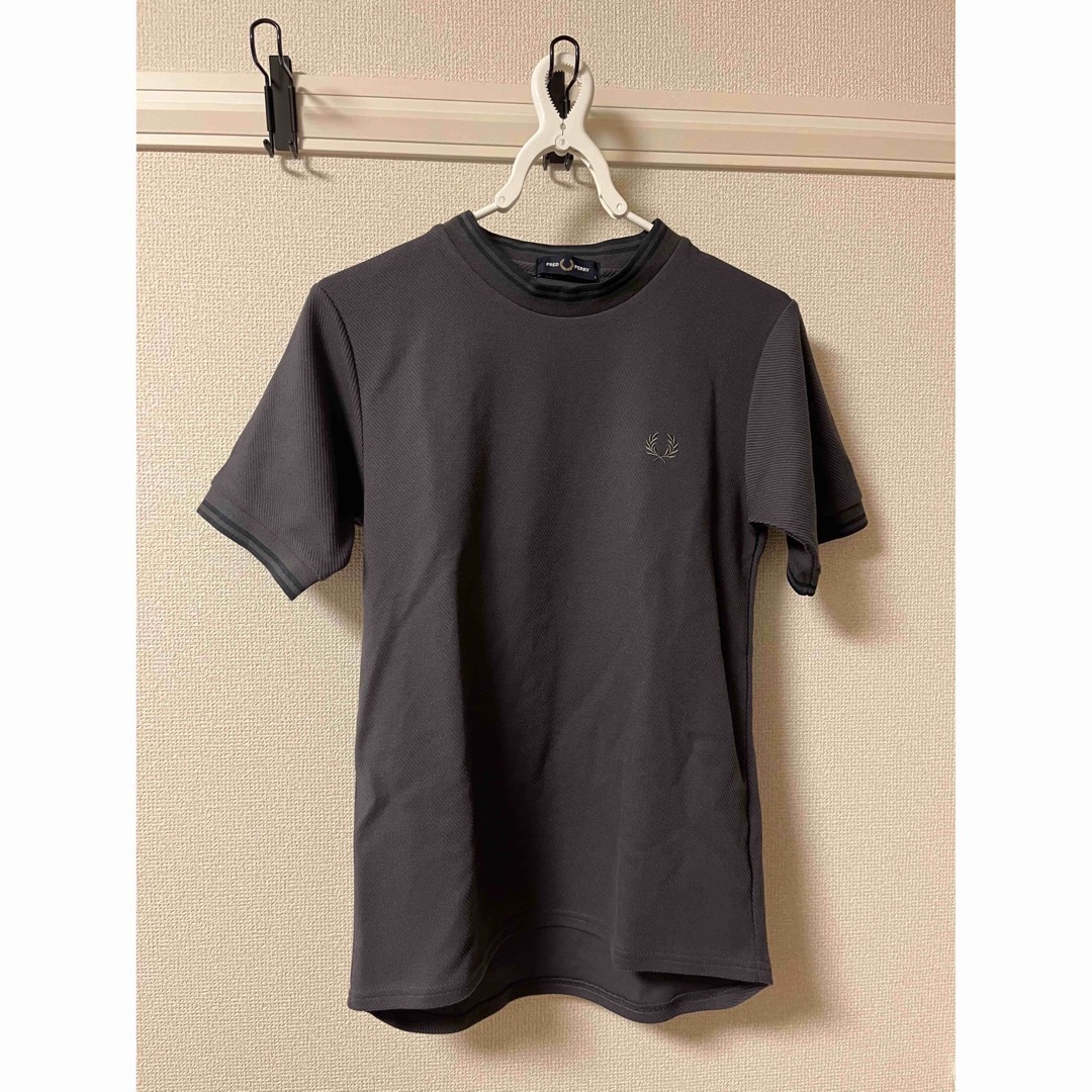 FRED PERRY(フレッドペリー)のフレッドペリー　Tシャツ メンズのトップス(Tシャツ/カットソー(半袖/袖なし))の商品写真