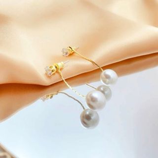 エテ(ete)の2way パールドロップ ピアス(ピアス)