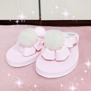 アグ(UGG)の☆UGG☆お花デザイン☆ビーチサンダル☆新品ピンク(サンダル)