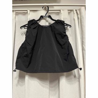 ザラ(ZARA)の®️さま専用　ZARA  トップス(シャツ/ブラウス(半袖/袖なし))