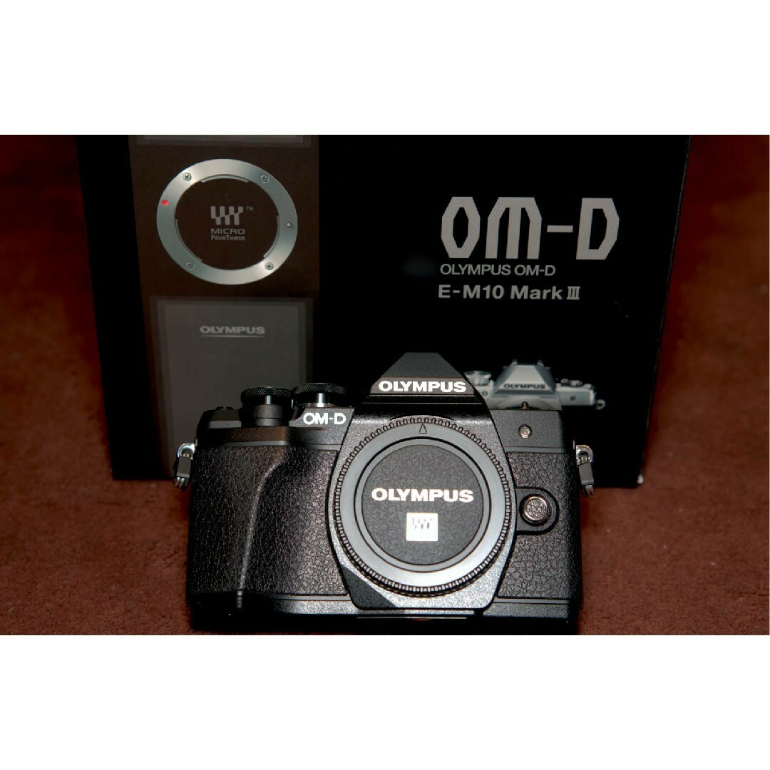 【美品!】OLYMPUS OM−D E−M10 Mark 3/おまけ3点★