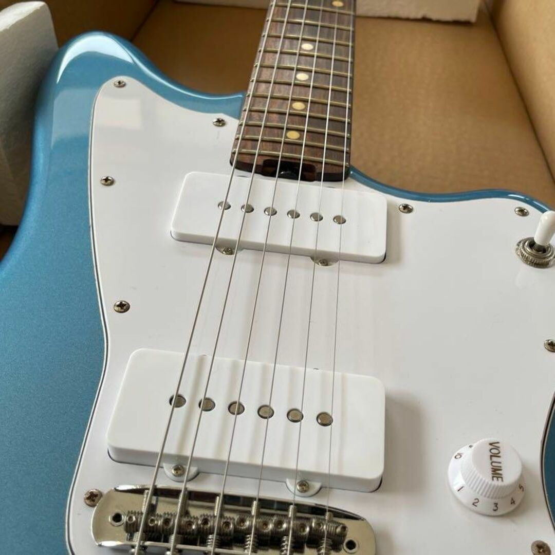 ナチュラ Kaalena KA-JM (Lake Placid Blue)エレキギター