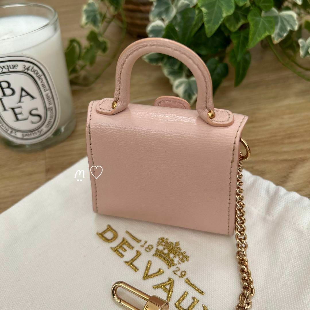 DELVAUX デルヴォー チャーム付き レザー ハンド バッグ ブラック