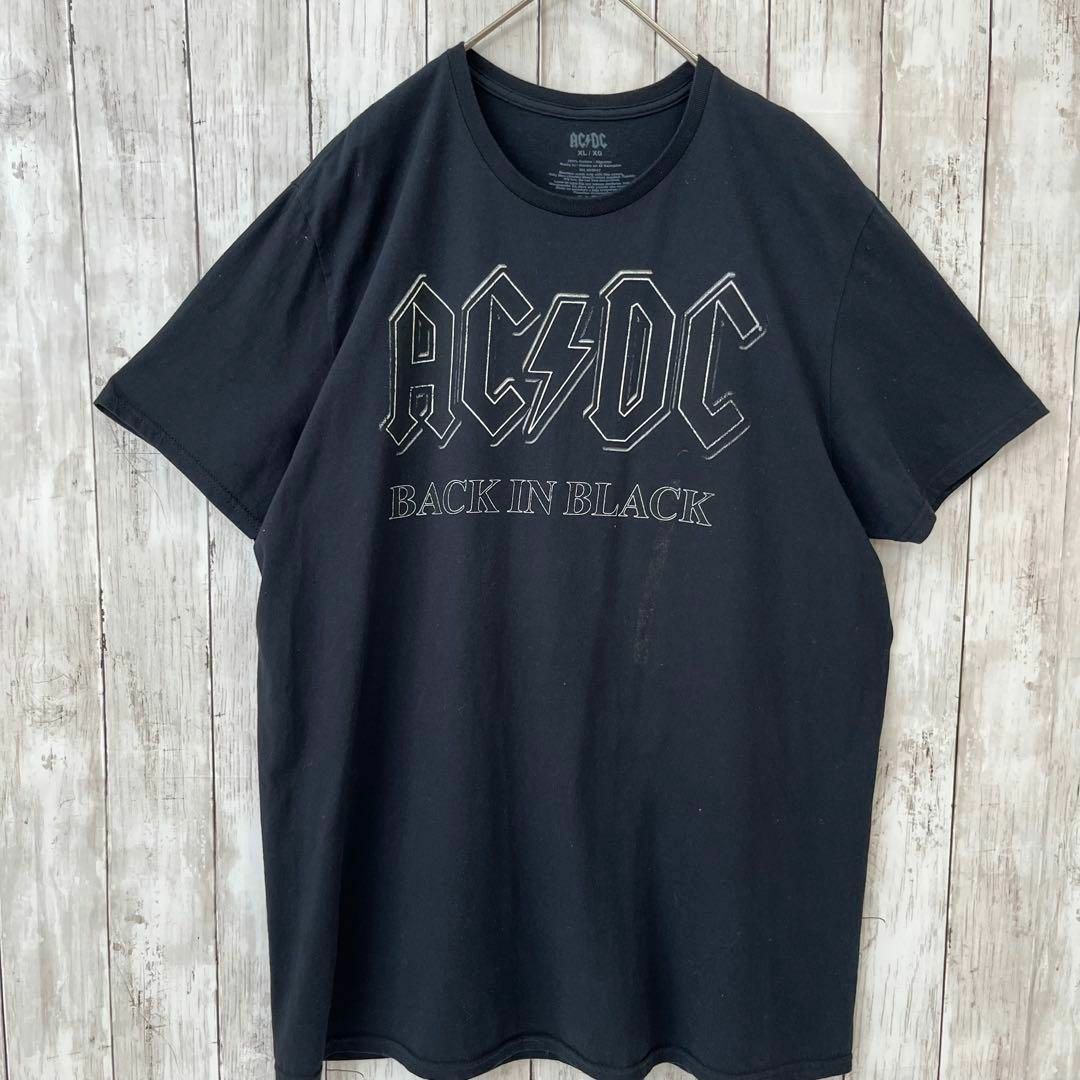 MUSIC TEE(ミュージックティー)のロックバンドTシャツ古着AC/DC ACDCビッグロゴプリントTシャツ　黒　XL メンズのトップス(Tシャツ/カットソー(半袖/袖なし))の商品写真