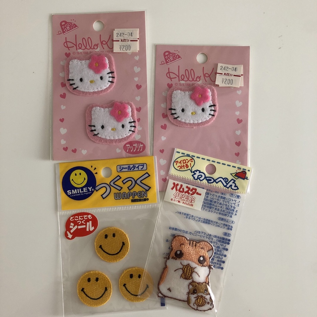 ワッペン　シール　まとめ売り エンタメ/ホビーのおもちゃ/ぬいぐるみ(キャラクターグッズ)の商品写真