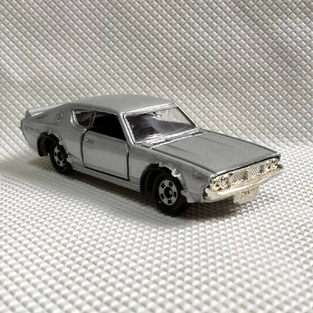 2881 日産 スカイライン2000GT-X 復刻黒箱トミカ 1/64の通販 by 2881 日産 スカイライン2000GT-X 復刻黒箱トミカ 1/64の通販 by