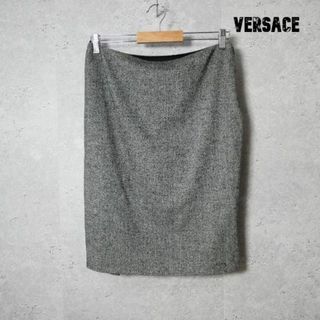 ヴェルサーチ スカートの通販 97点 | VERSACEのレディースを買うならラクマ