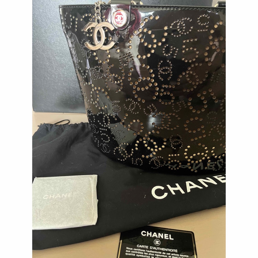 値下げCHANEL美品ハンドバッグエナメルバッグ