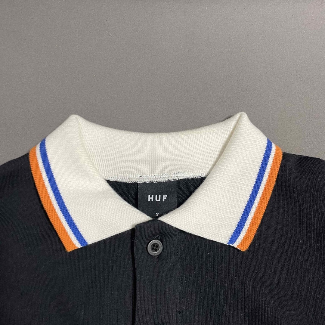 HUF(ハフ)のHUF  LINED POLO FLEECE  黒 メンズのトップス(Tシャツ/カットソー(半袖/袖なし))の商品写真