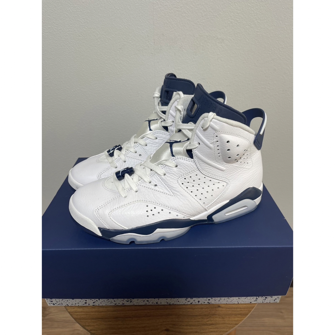 Jordan Brand（NIKE）(ジョーダン)のNIKE ナイキ Jordan 6 レトロ ミッドナイト ネイビーホワイト メンズの靴/シューズ(スニーカー)の商品写真