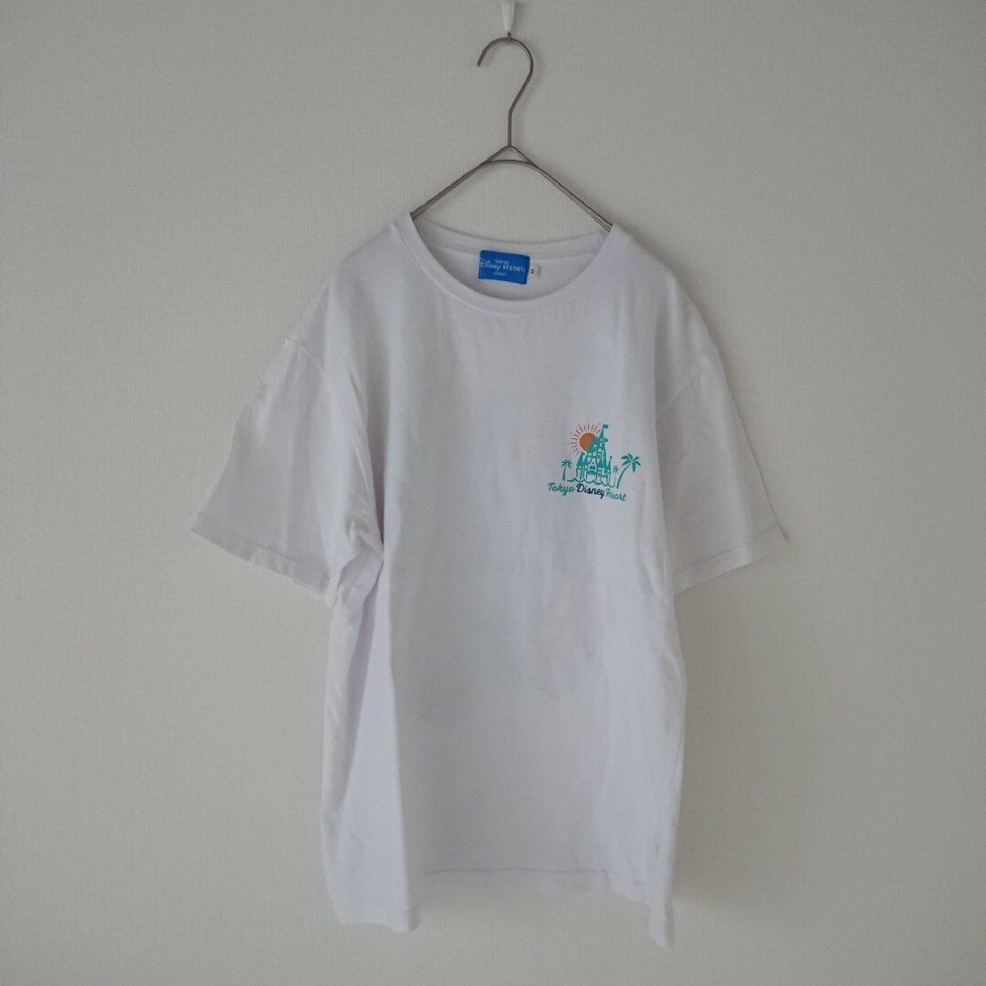 美品 ディズニー 2022 Tシャツ Sサイズ レディースのトップス(Tシャツ(半袖/袖なし))の商品写真