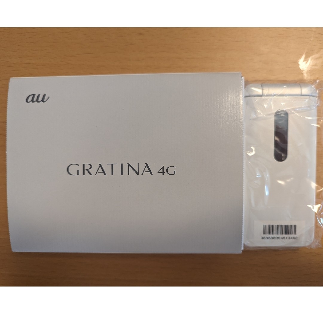 京セラ(キョウセラ)の【新品未使用SIMロック解除済】GRATINA4G グラティーナ4g KYF31 スマホ/家電/カメラのスマートフォン/携帯電話(携帯電話本体)の商品写真