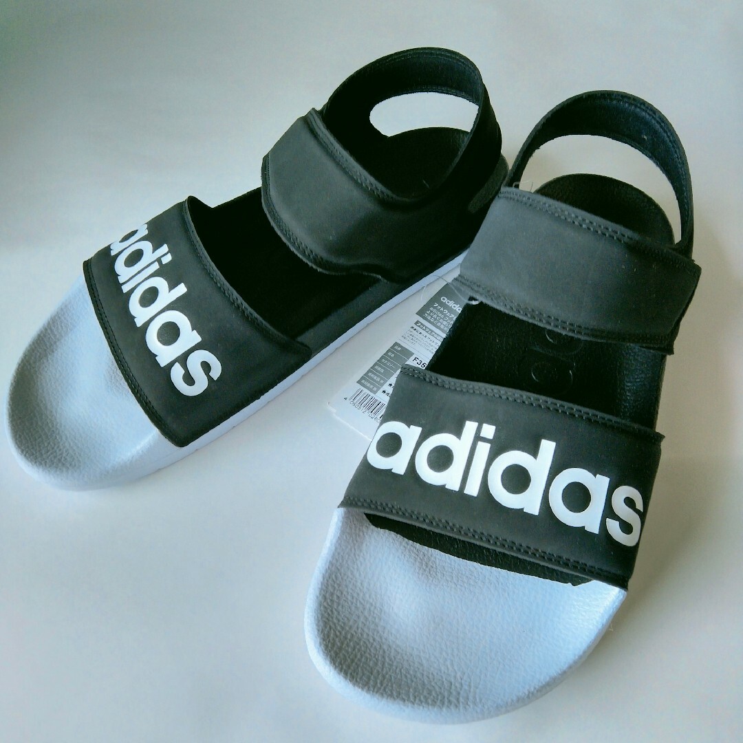 adidas(アディダス)の新品 24.5 アディダス サンダル ストラップ レディースの靴/シューズ(サンダル)の商品写真