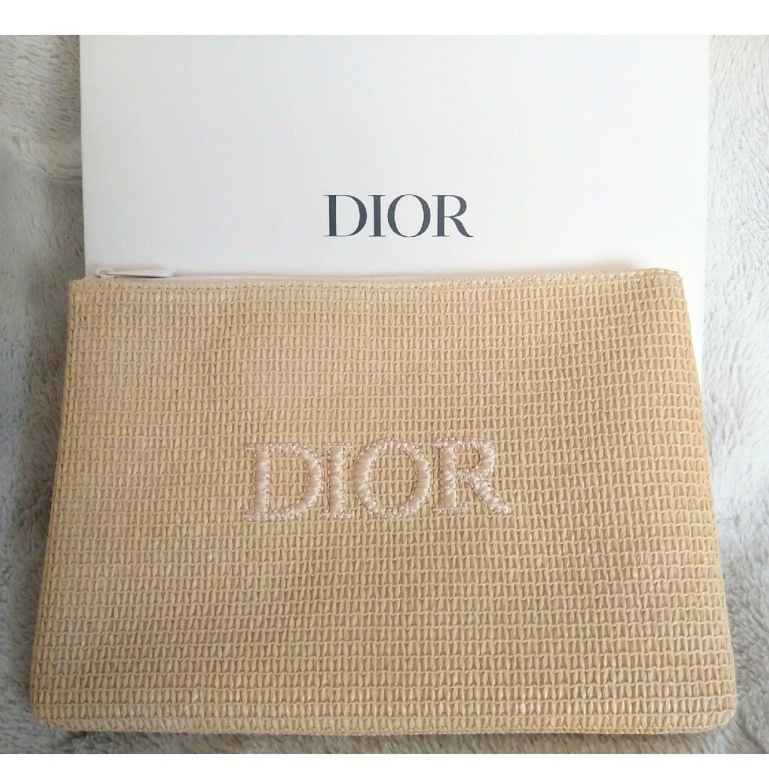 Christian Dior(クリスチャンディオール)のDIOR☆ノベルティポーチ エンタメ/ホビーのコレクション(ノベルティグッズ)の商品写真