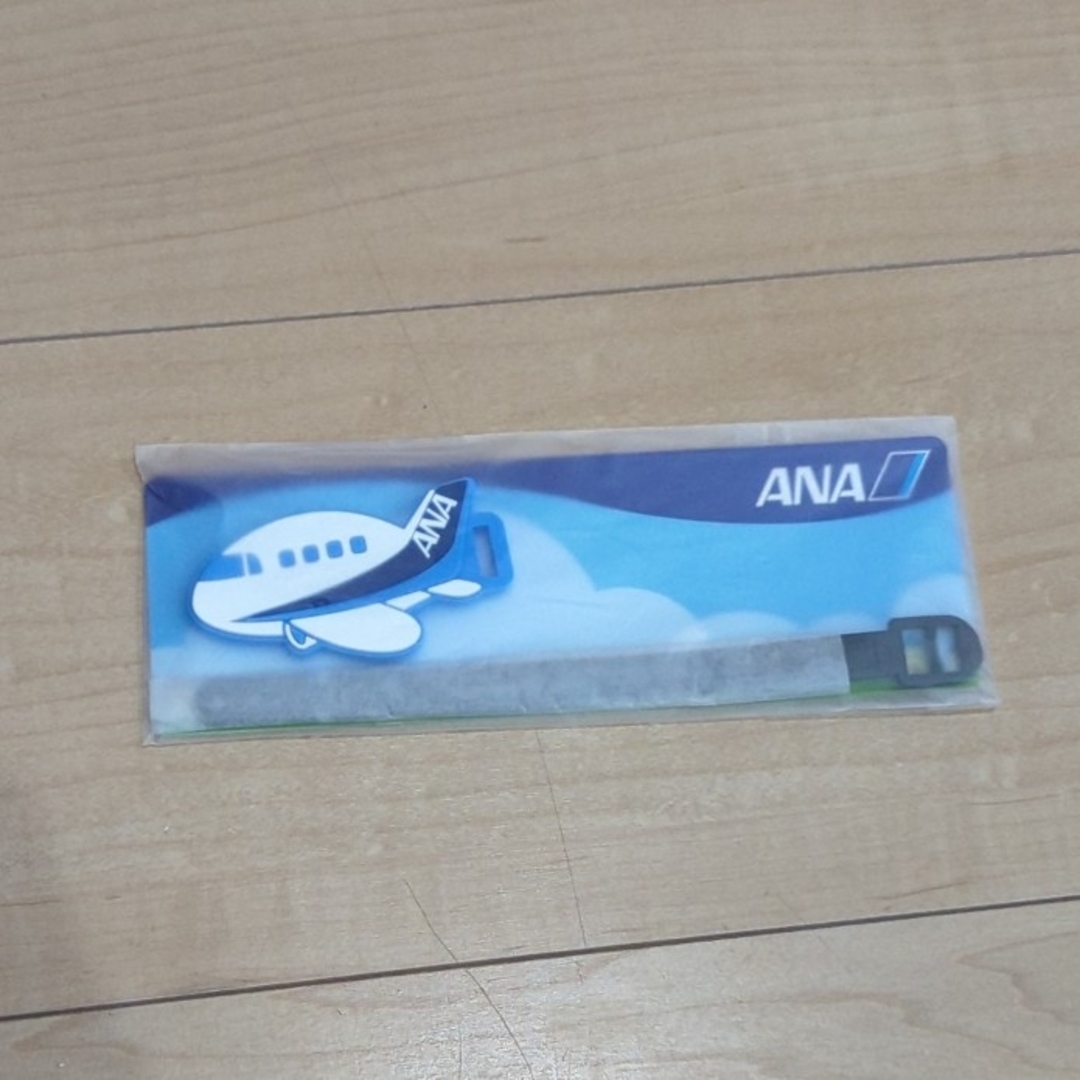 ANA(全日本空輸)(エーエヌエー(ゼンニッポンクウユ))のANA　ラバーネームタグ エンタメ/ホビーのコレクション(ノベルティグッズ)の商品写真