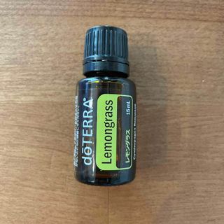 ドテラ(doTERRA)のドテラ　レモングラス　15ml(エッセンシャルオイル（精油）)